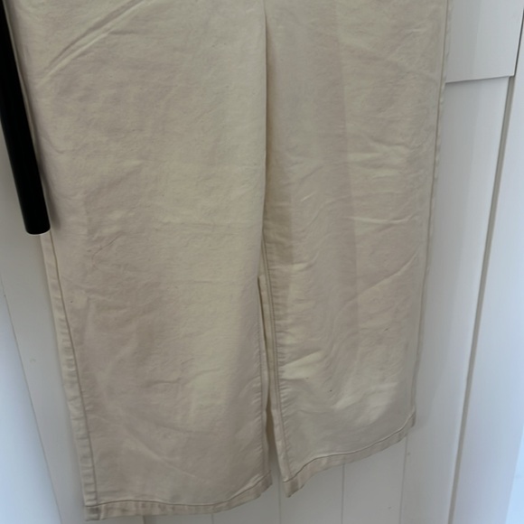 Levi’s off white jumper size medium NWT - Picture 7 of 12